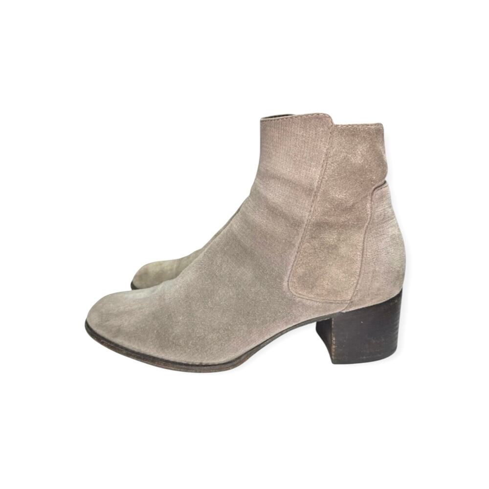 Aquatalia Size 8 Taupe Tisha Suede Ankle Chelsea Boots Weatherproof 2.25" Heel
